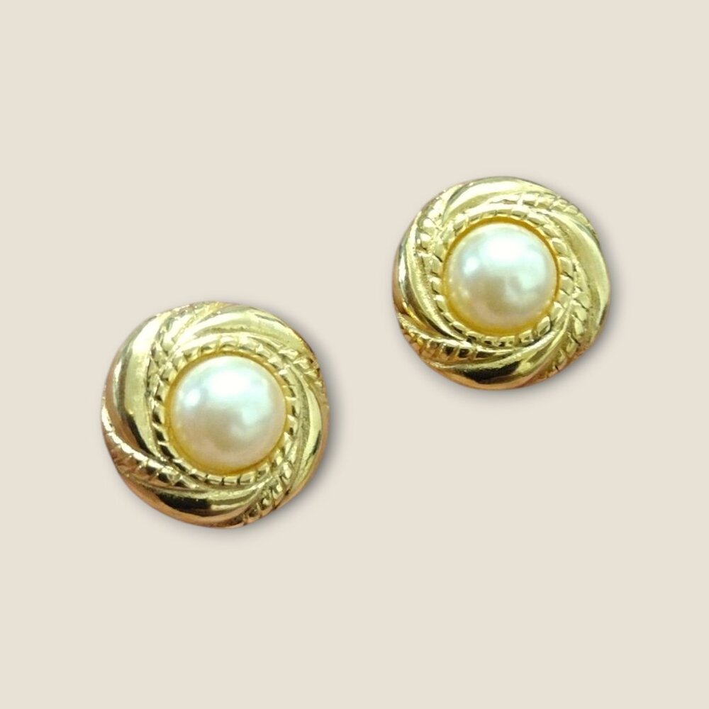 Vintage Richelieu Faux Pearl Cabochon Earrings